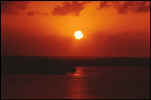 cdsunset01.jpg (11998 bytes)